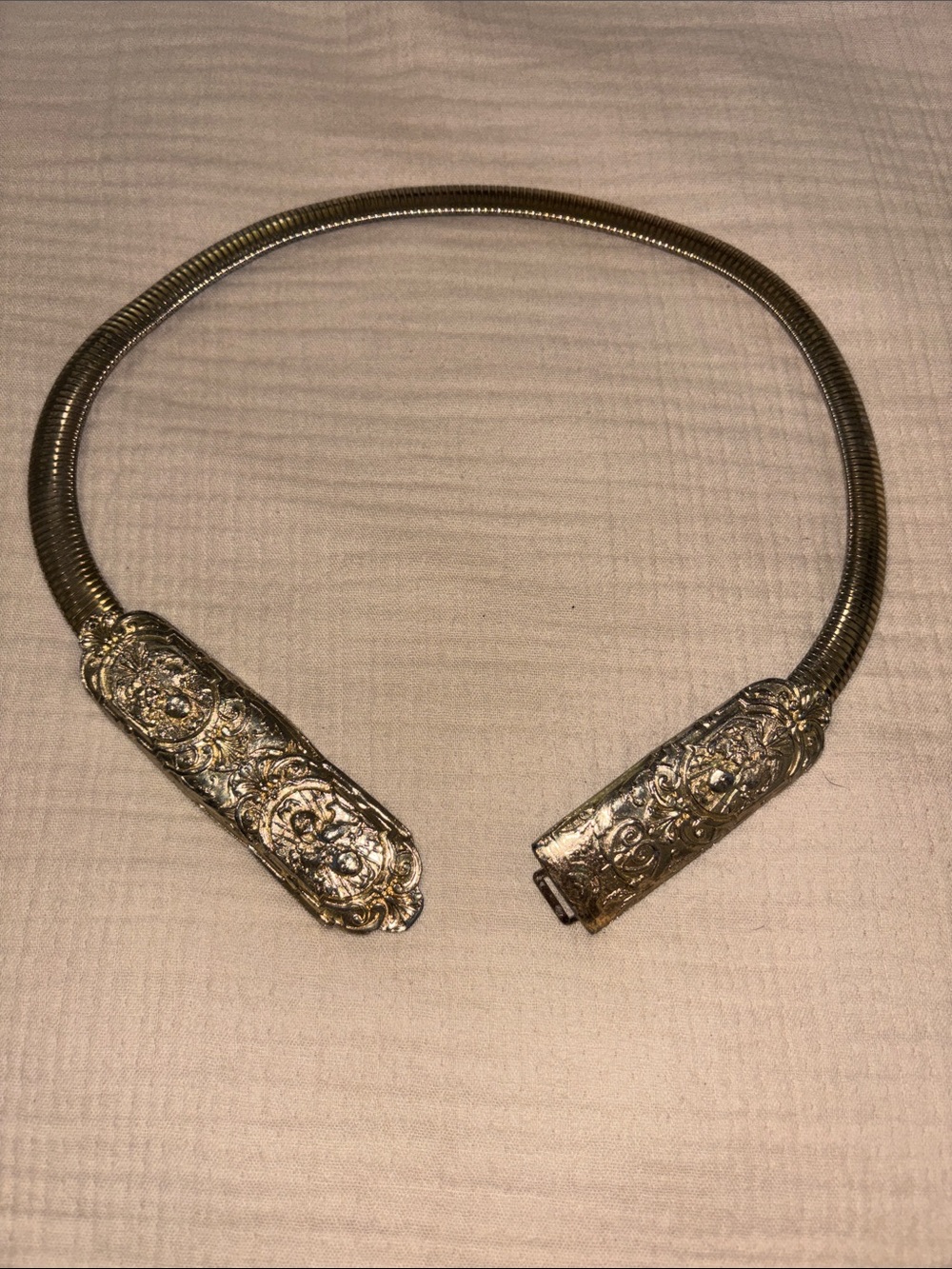 Ornate Floral Gold Tone Snake Chain Waist Belt